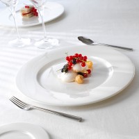 Тарелка пирожковая «Монако»; фарфор; D=165, H=16мм; белый